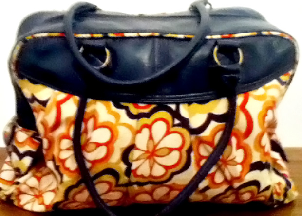 Bolsa da C e A. Preço: R$ 15,00 Bolsa da C e A. Preço: R$ 15,00