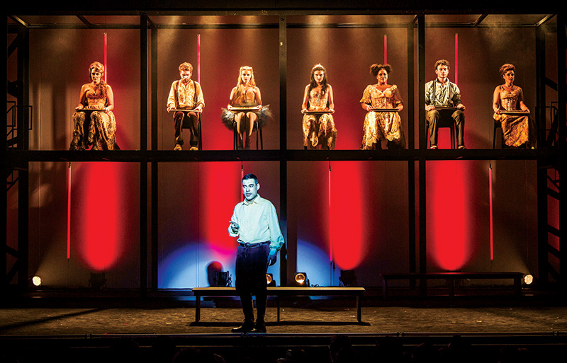 Chico Buarque suspende autorização de uso de músicas para Botelho