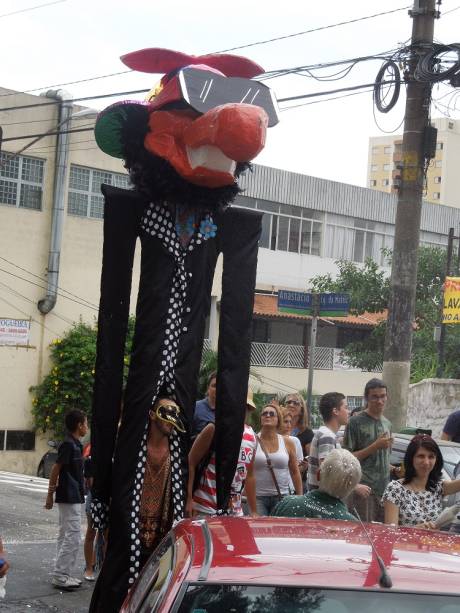 Boneco de Olinda: chega o mascote do Urub&oacute;