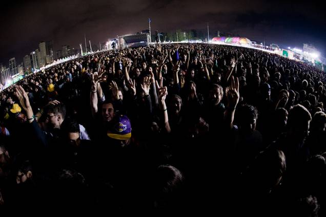 Passion Pit: show começou protocolar, mas empolgou no final Passion Pit: show começou protocolar, mas empolgou no final