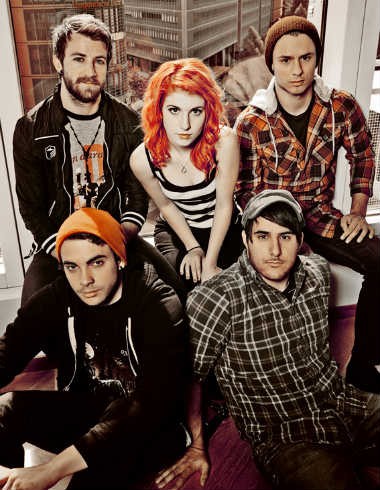 Formação original: Jeremy Davis, Hayley Williams, Josh Farro, Zac Farro e Taylor York Formação original: Jeremy Davis, Hayley Williams, Josh Farro, Zac Farro e Taylor York
