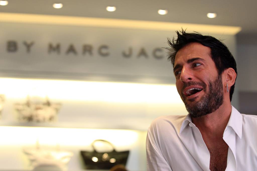 Mostra reúne Alexandre Herchcovitch, Vik Muniz e Marc Jacobs