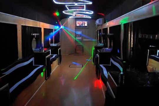 Bus Party: divirta-se sobre rodas