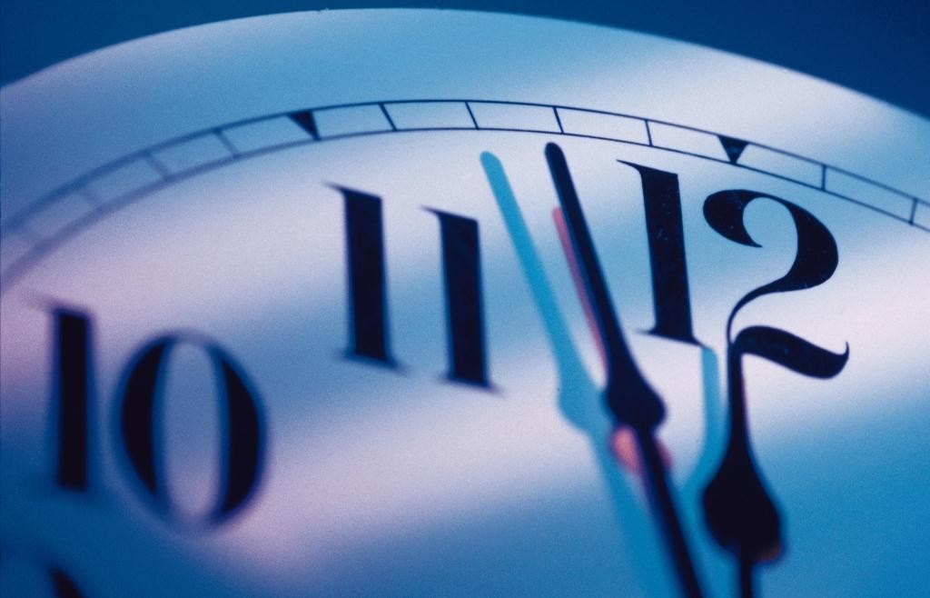 Mesmo sem horário de verão, celulares adiantam relógio em uma hora