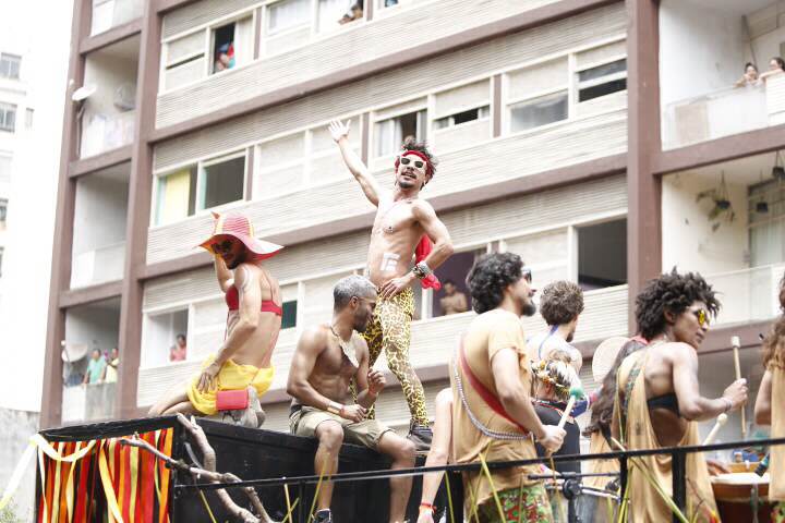 O bloco Tarado Ni Você reuniu os paulistanos no centro da cidade