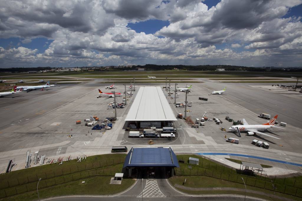 Câmeras aumentam em 111% multas aplicadas no Aeroporto de Cumbica
