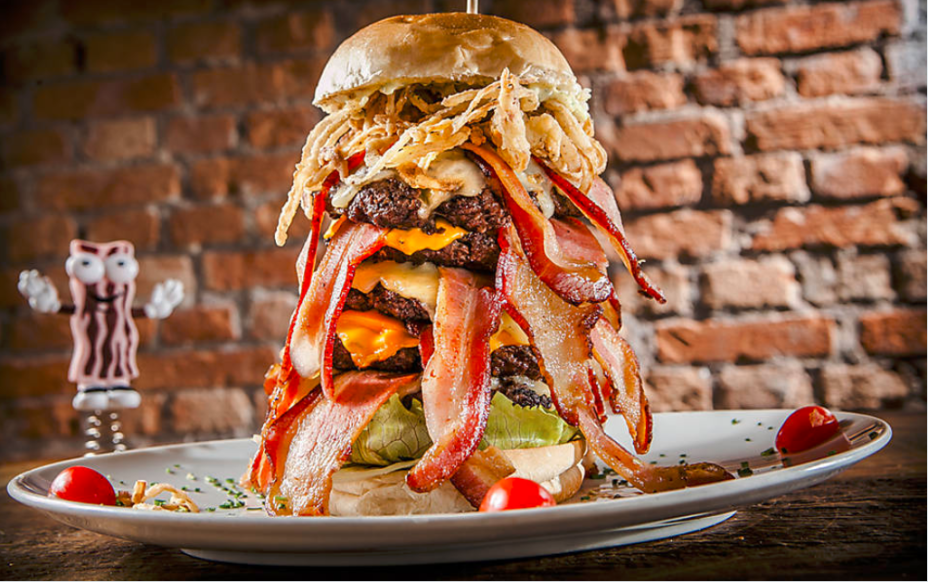 <span>Ezequiel 25:17: gigante tem cinco hambúrgueres</span> <span>Ezequiel 25:17: gigante tem cinco hambúrgueres</span>