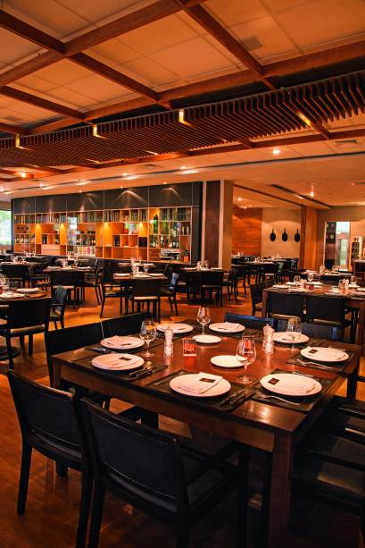 Unidade JK - Ambiente clean que foge ao visual das churrascarias antigas Unidade JK - Ambiente clean que foge ao visual das churrascarias antigas