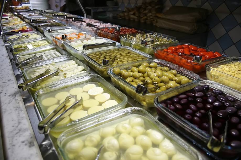 Nascido em Moema em 1999, o boteco chique transformou-se numa rede Nascido em Moema em 1999, o boteco chique transformou-se numa rede