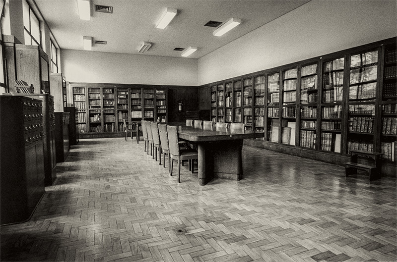 Detalhes do interior: a sede original era na vizinha Rua Sete de Abril Detalhes do interior: a sede original era na vizinha Rua Sete de Abril