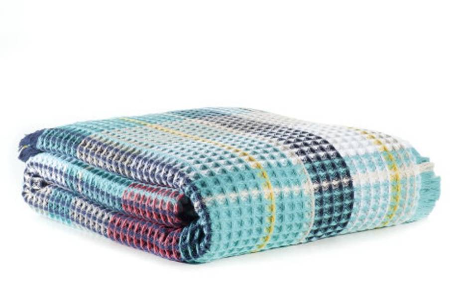 Manta de piquet, da Buddemeyer: vendida na Casa Almeida Manta de piquet, da Buddemeyer: vendida na Casa Almeida