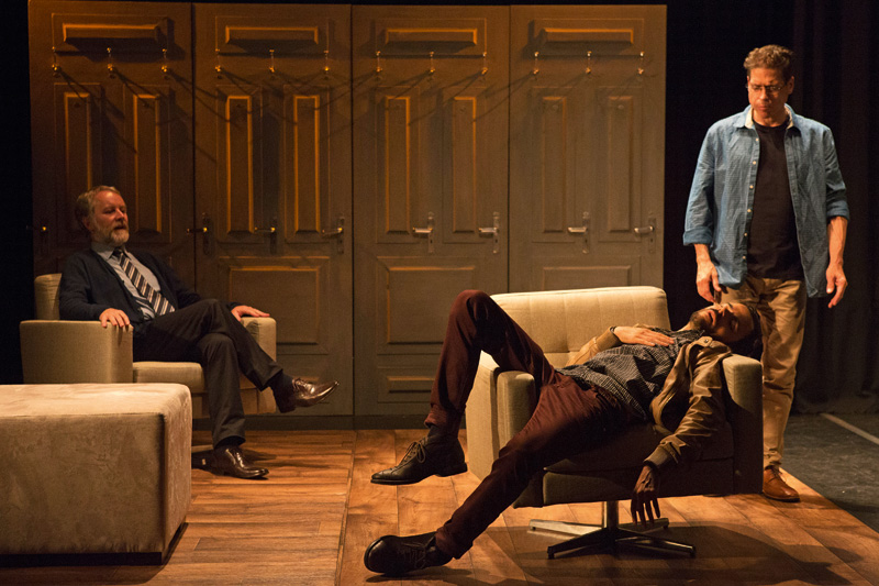 Henrique Schafer, Chico Carvalho e Rubens Caribé: amplo debate sobre comportamento e manipulação Henrique Schafer, Chico Carvalho e Rubens Caribé: amplo debate sobre comportamento e manipulação