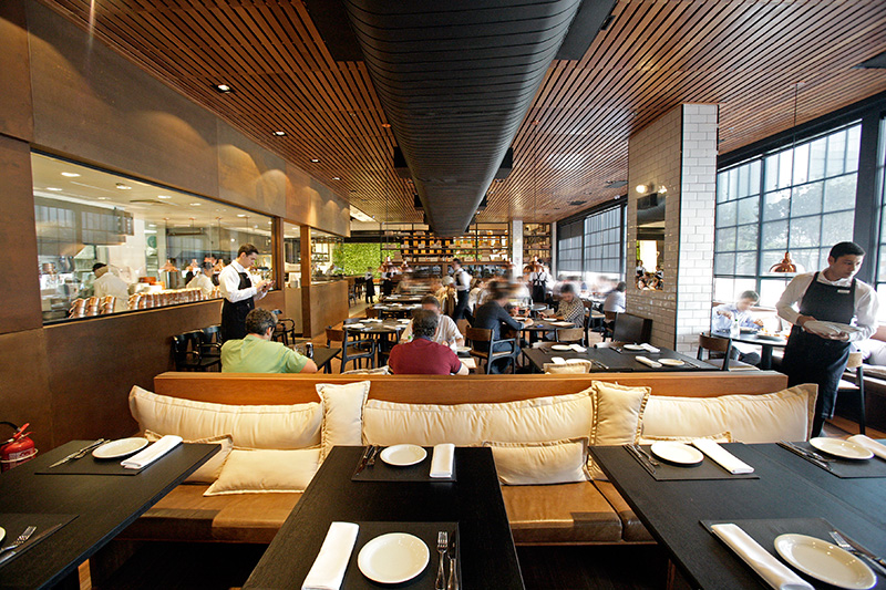 A casa fica no térreo do Shopping Villa-Lobos A casa fica no térreo do Shopping Villa-Lobos