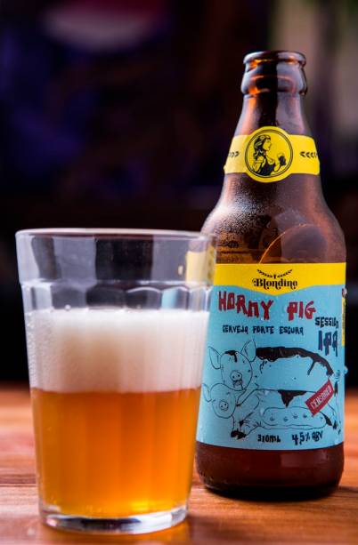 A garrafa de 310 mililitros da amarguinha Horny Pig A garrafa de 310 mililitros da amarguinha Horny Pig