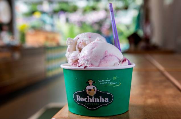 Os gelados têm a massa mais compacta, caso da versão de amarena Os gelados têm a massa mais compacta, caso da versão de amarena