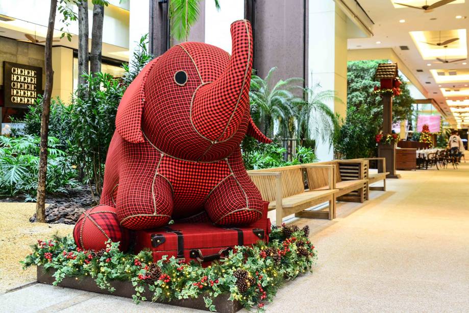 Animais de tecido compõem a decoração de Natal do Shopping Cidade Jardim