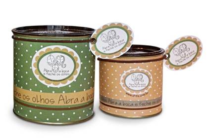 Abra a Boca e Feche os Olhos familia-produtos-abra-a-boca-e-feche-os-olhos_bx-jpeg.jpeg