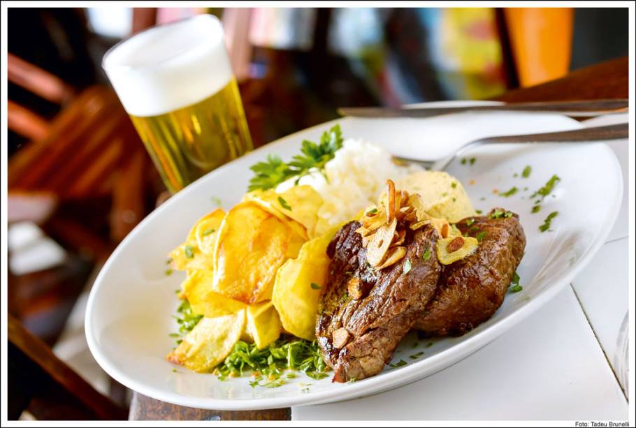 Filé à Oswaldo Aranha Filé à Oswaldo Aranha