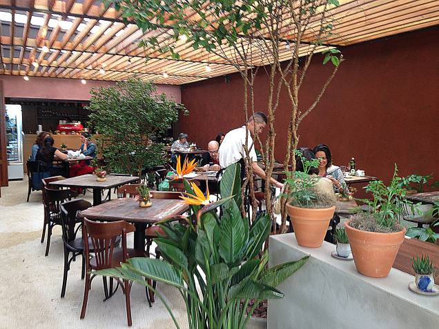 O novo espaço para o café: agora com noventa lugares O novo espaço para o café: agora com noventa lugares