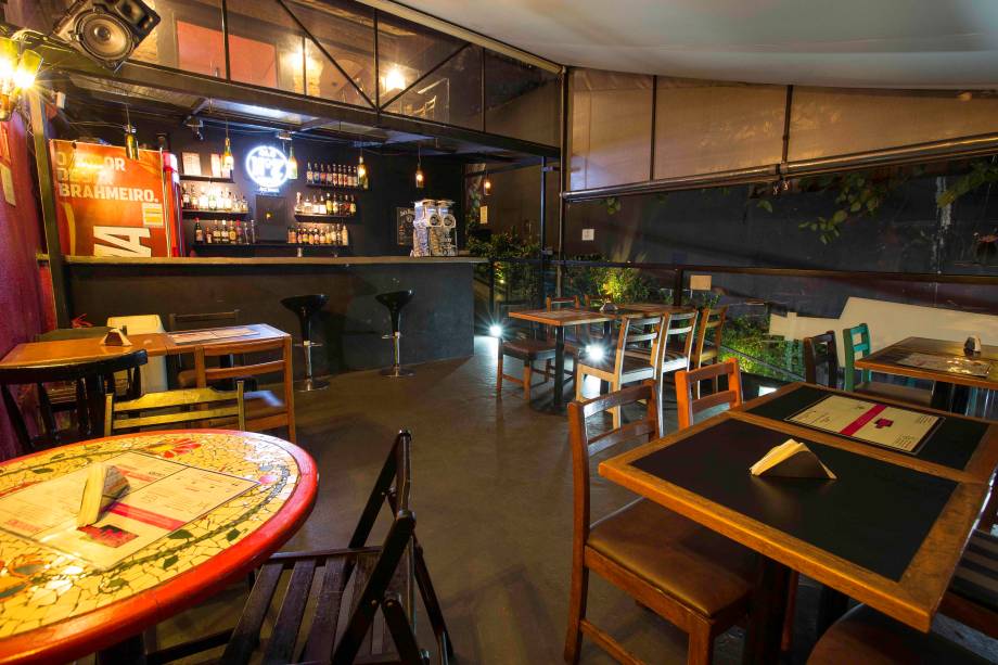 Ambiente do Garrafas, na Vila Madalena Ambiente do Garrafas, na Vila Madalena