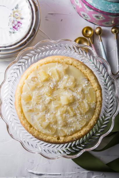 Abacaxi com coco: servido gelado e em tamanho grande Abacaxi com coco: servido gelado e em tamanho grande