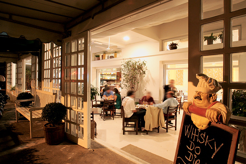 Um dos ambientes do Ilha das Flores Um dos ambientes do Ilha das Flores