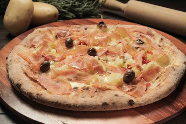 A combinação de batata e presunto cru, típica de Salerno A combinação de batata e presunto cru, típica de Salerno