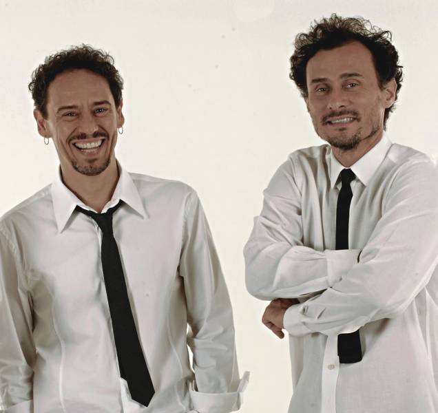 Emilio de Mello e Enrique Diaz protagonizam In on It Emilio de Mello e Enrique Diaz protagonizam In on It