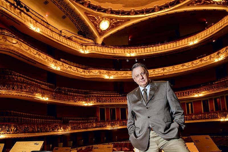 John Neschling e Orquestra Sinfônica Municipal