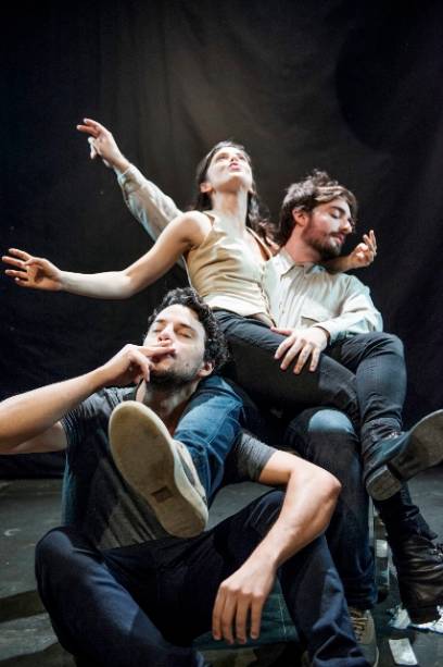 A direção é de Renata Jesion A direção é de Renata Jesion