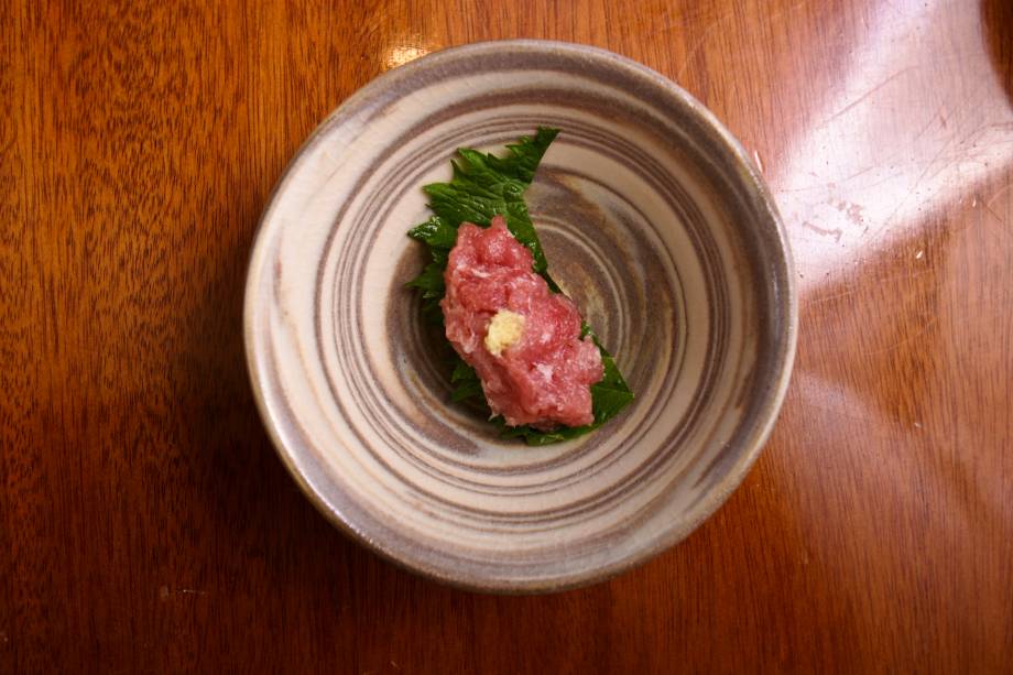 Atum batido sobre shissô Atum batido sobre shissô