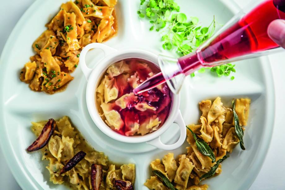 Quarteto de agnelotti dal plin Quarteto de agnelotti dal plin