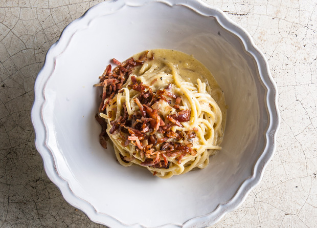 Espaguete à carbonara