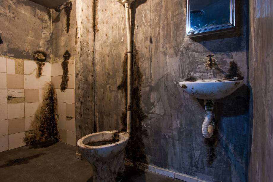 O banheiro da prisão O banheiro da prisão