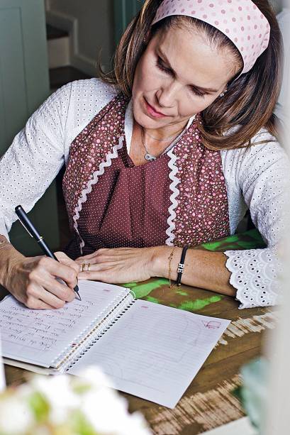 A boleira Renata: 350 unidades por dia A boleira Renata: 350 unidades por dia