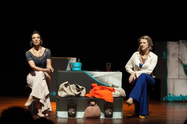 Maritta Cury e Carô Carvalho protagonizam a comédia dramática Maritta Cury e Carô Carvalho protagonizam a comédia dramática