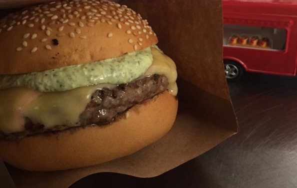 Merenda de Rua Merenda de Rua