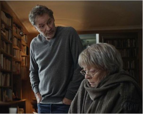 Minha Querida Dama: Kevin Kline e Maggie Smith, disputa por uma mansão