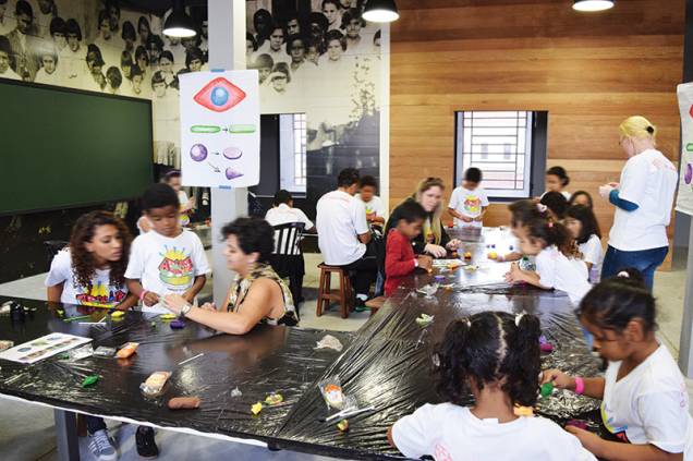 Museu da Imigração: teatro e narração de histórias Museu da Imigração: teatro e narração de histórias