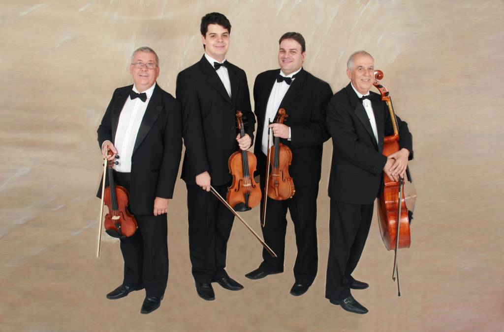 Concerto comemora lançamento de livro