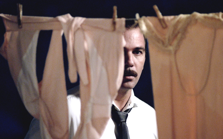 Ninguém Ama Ninguém... Por Mais de Dois Anos: o ator Marcelo Faria Ninguém Ama Ninguém... Por Mais de Dois Anos: o ator Marcelo Faria