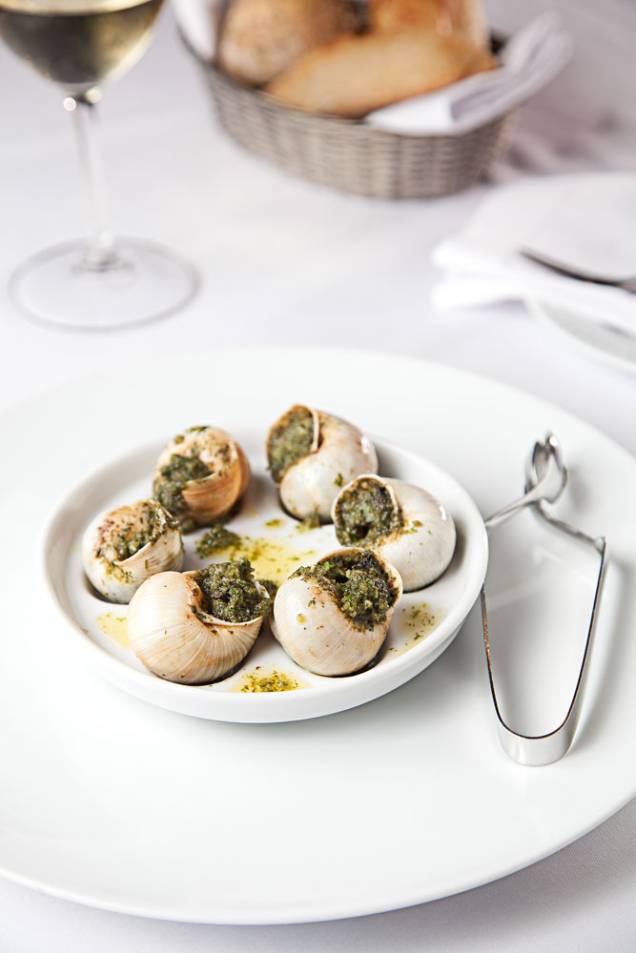 Porção de escargots franceses do Chef Rouge Porção de escargots franceses do Chef Rouge