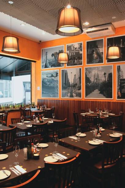 O sóbrio salão O sóbrio salão