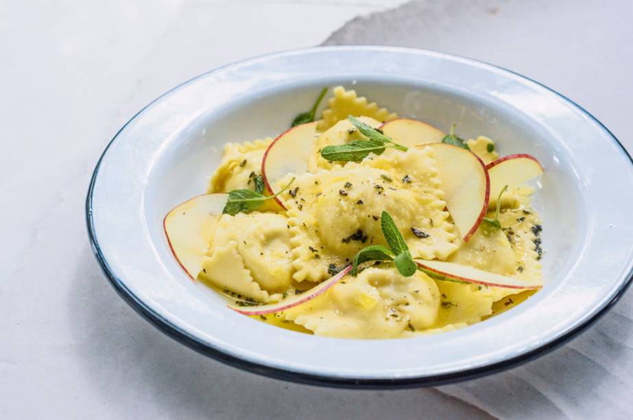 Ravióli de ricota e maçã Ravióli de ricota e maçã