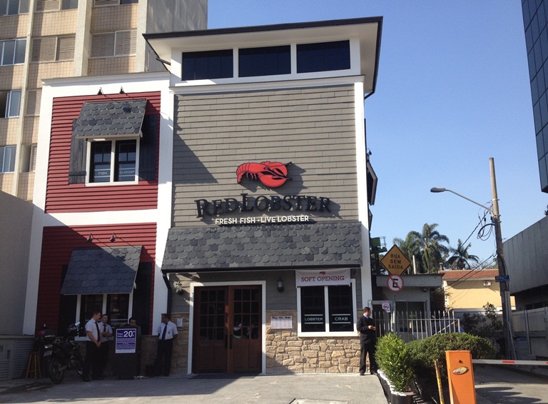 Visão da fachada do restaurante: capacidade para 230 pessoas Visão da fachada do restaurante: capacidade para 230 pessoas