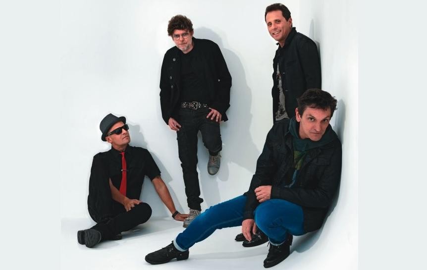 Sérgio Britto, Branco Mello, Tony Bellotto e Paulo Miklos: Titãs Sérgio Britto, Branco Mello, Tony Bellotto e Paulo Miklos: Titãs