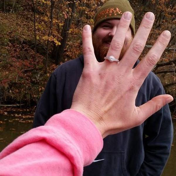 Um homem chamado Burger e uma mulher chamada King vão se casar e o Burger King pagará pela festa