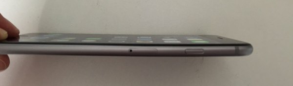 Usuários do iPhone 6 reclamam que o telefone entorta depois de ficar no bolso