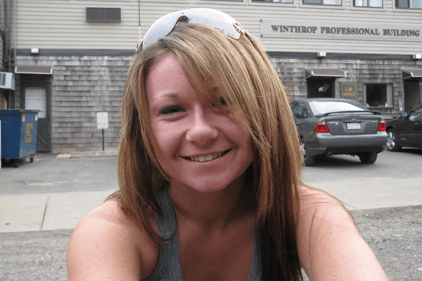 Esta mãe escreveu um texto emocionante para homenagear a filha que morreu de overdose