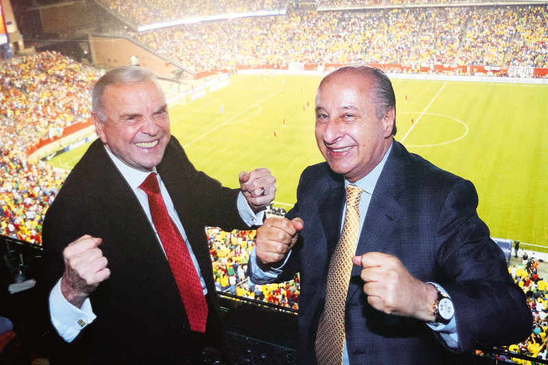 Com José Maria Marin: “mensalinho” para ter apoio político